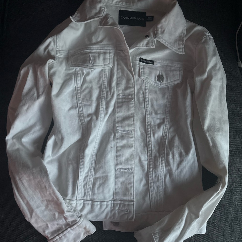 Calvin Klein Jeans Women's Cream Denim Jacket